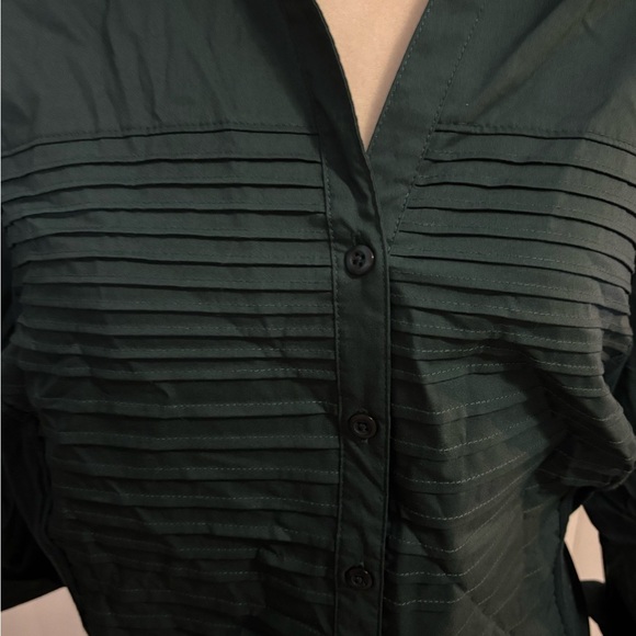 Women's Teal Button-Up Top - Picture 2 of 6